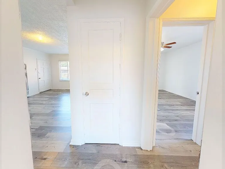 1136-1160 N. El Centro Ave — Photo 24