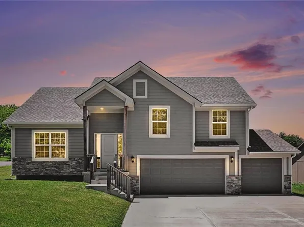1301 W Concord Dr, Plattsburg, MO 64477