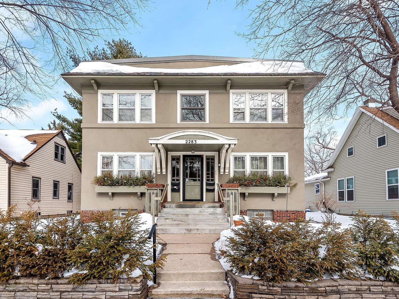 2283 Brewster St APT 4, Saint Paul, MN 55108 Zillow