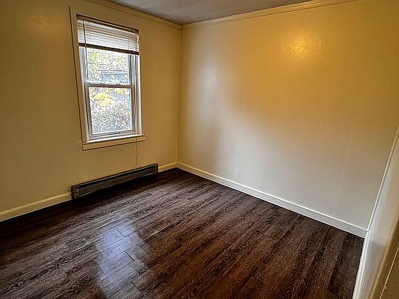5th image of 4214 Cambridge St
