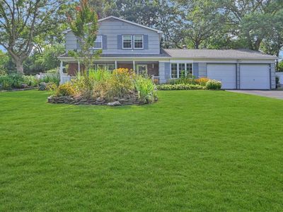 10 Wellsley Lane, Coram, NY, 11727