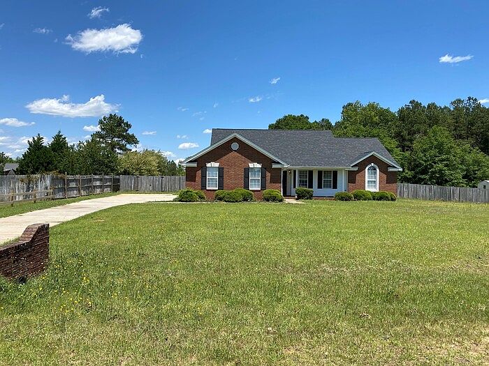 2nd image of 1203 Oakridge Plantation Rd