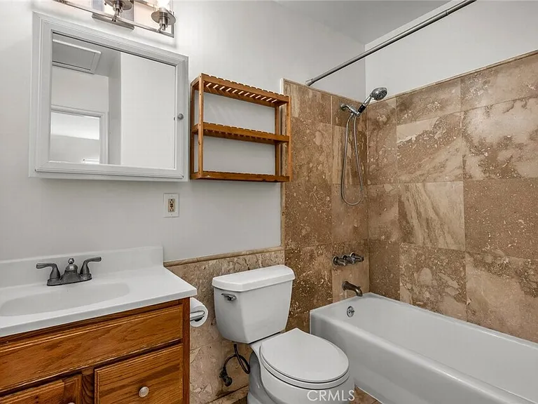1440 Manhattan Beach Blvd #D — Photo 16