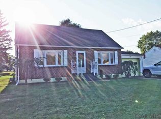 952 Julia Dr, Johnstown, PA 15905