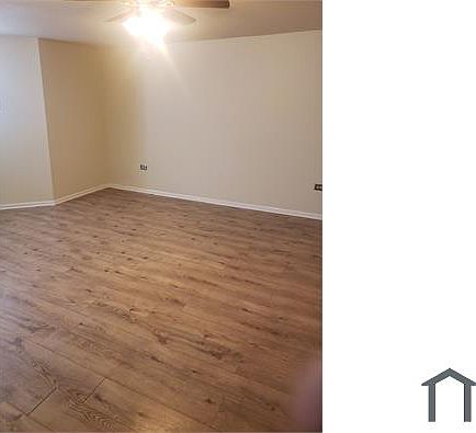 1st image of 4236 S Calumet Ave #G