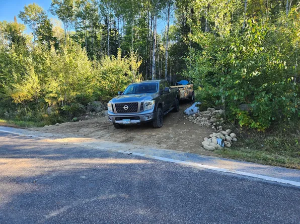 1 Hitchcock Rd, Orr, MN 55771