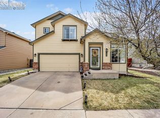 775 Riverview Ln, Colorado Springs, CO 80916