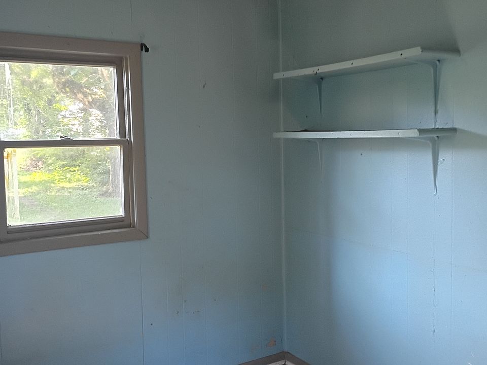 2nd image of 2815 W Hayes St