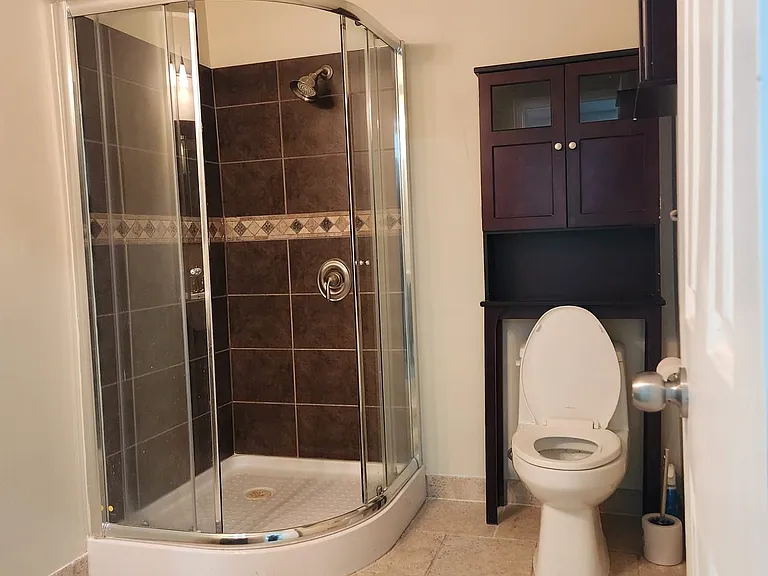 464 Thorndale Dr #BASEMENT — Photo 18