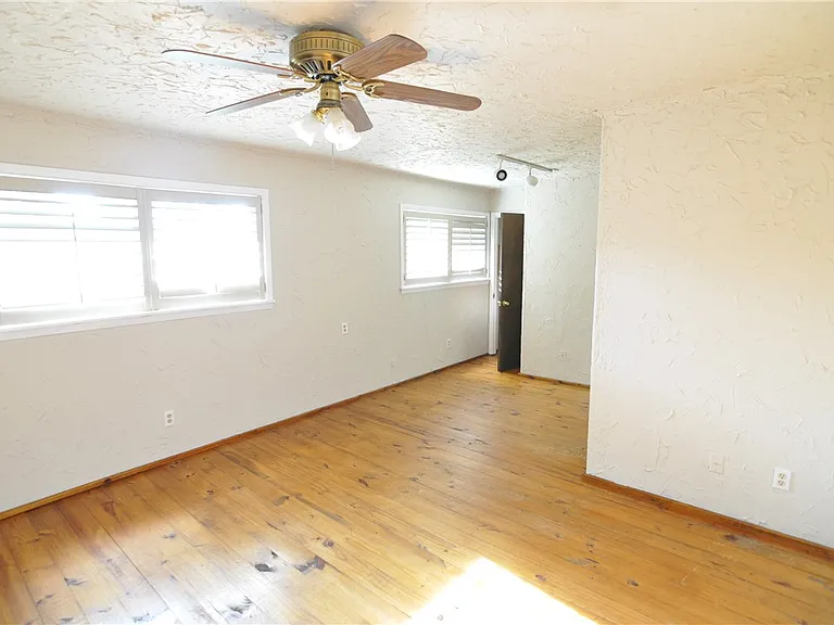 16567 FM 2154 Rd #5 — Photo 5