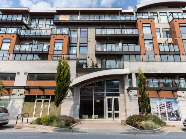 38033 2nd Ave #311, Squamish, BC V8B 0C4