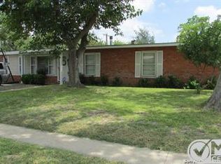 615 Clearview Dr, San Antonio, TX 78228