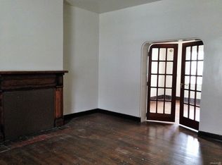 406 Ridge St APT 1, Charlottesville, VA 22902