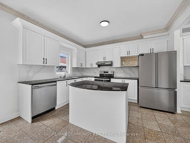 29 River Forest St W — Photo 13