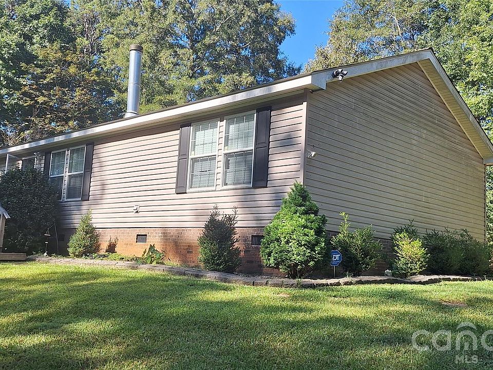 1st image of 120 Otto Rd