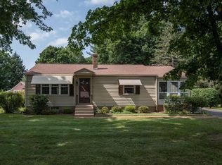 15 Ely Ave, Easthampton, MA 01027