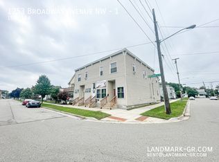 1253 Broadway Ave NW APT 1, Grand Rapids, MI 49504