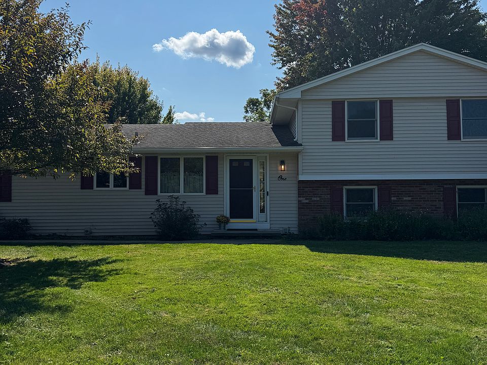 1st image of 1 Bayberry Cir