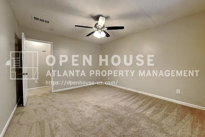 2075 Pinella Dr — Photo 13