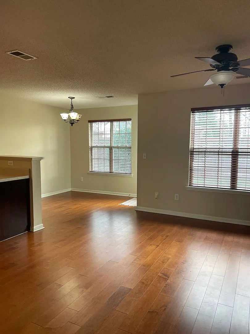 Beautiful Townhome in Ballantyne — Photo 4