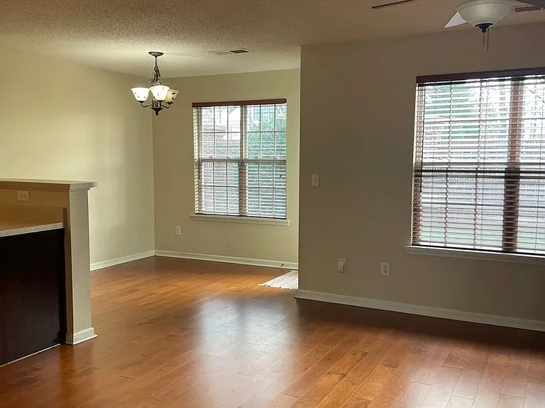 11919 Maria Ester Ct — Photo 3
