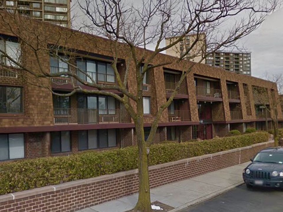 1st image of 20930 26th Ave