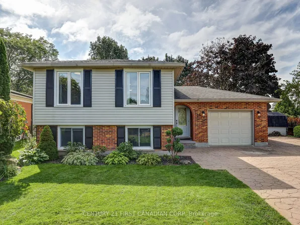 24 Erinlea Dr, Saint Thomas, ON N5R 5N8