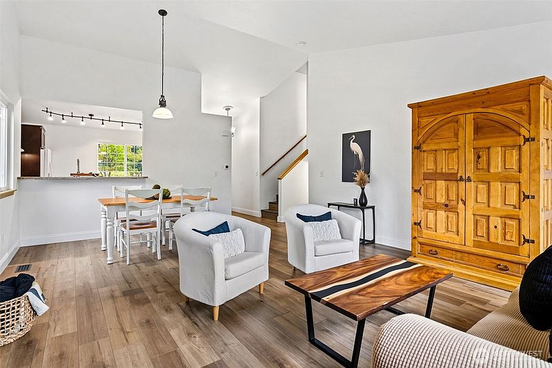5th image of 17660 149th Street SE