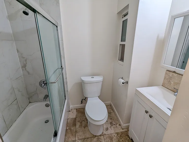 5337 Monroe St #4 — Photo 8