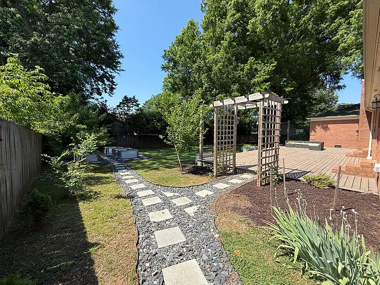 912 San Ramon Ave SE — Photo 26