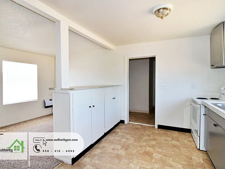 5410 Happy Valley Rd #2 — Photo 8