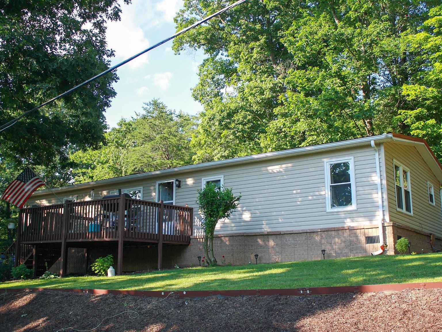 1921 E Main St, Waynesboro, VA 22980 Zillow