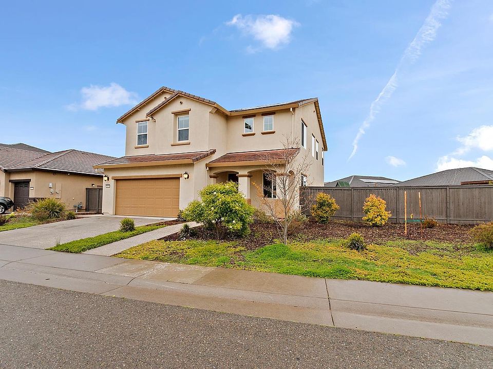 2nd image of 5031 Birch Valley Way