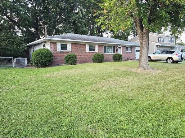 3516 Hilber St, Virginia Beach, VA 23452