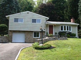 34 Aspen Mill Rd, Ridgefield, CT 06877