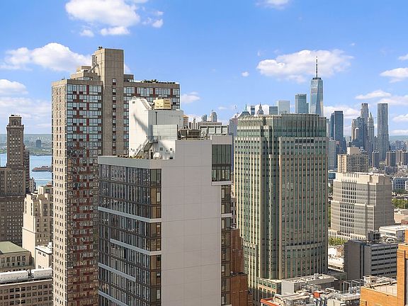 5th image of 1 City Point APT 43H