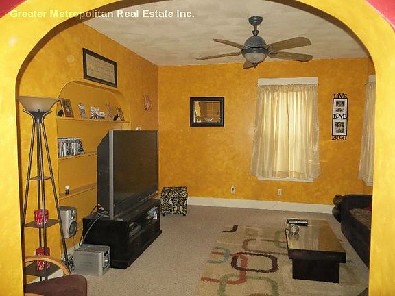 5th image of 31 Magoun Ave