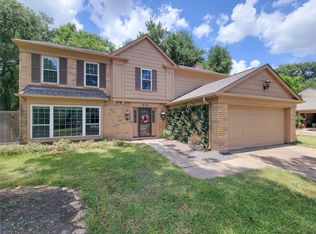 8123 Sunny Ridge Dr, Houston, TX 77095