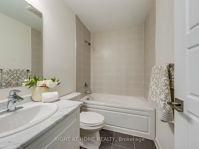 3028 Creekshore Cmn #215 — Photo 31