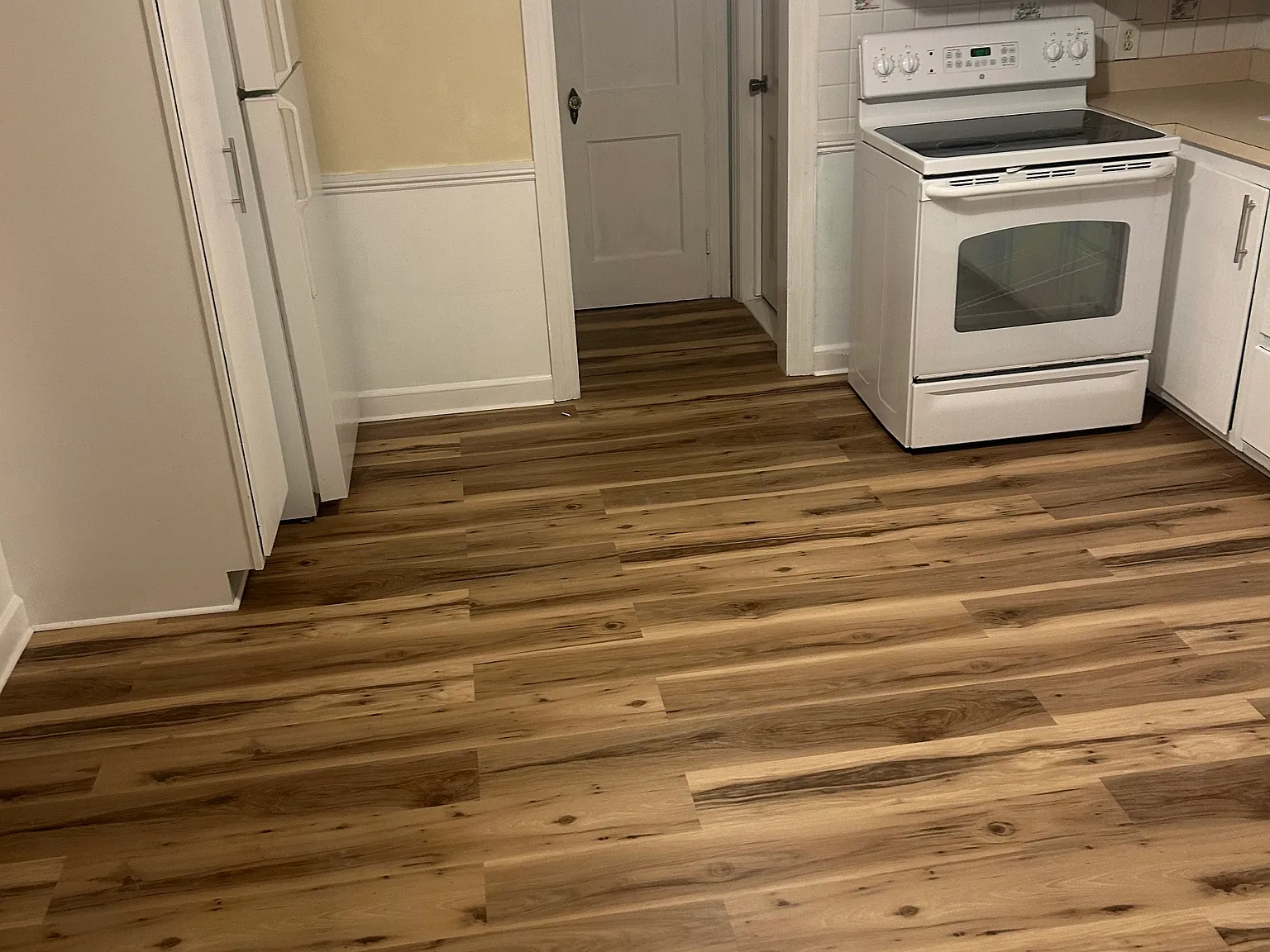 975 Waterbury Rd E — Photo 1