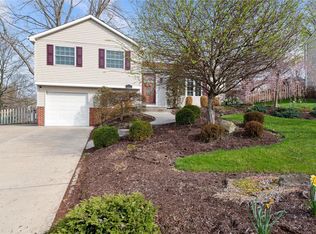232 Woodhaven Dr, Bridgeville, PA 15017