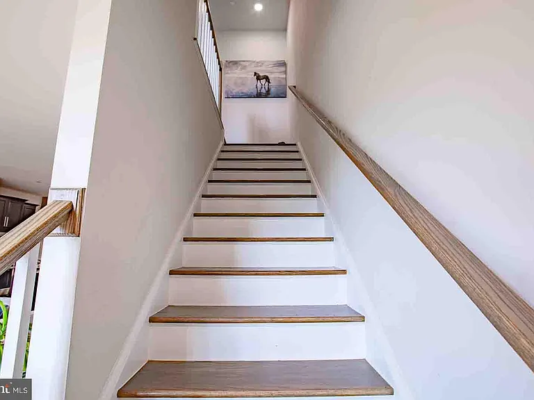167 Lyons Creek Dr — Photo 31