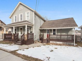 2106 Clark St, Manitowoc, WI 54220