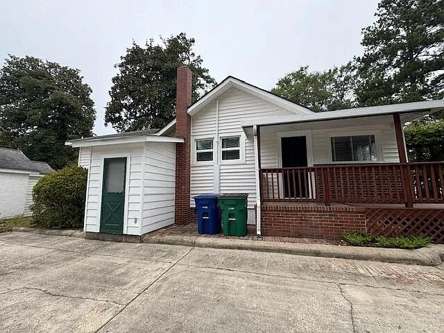 816 York St NE — Photo 27