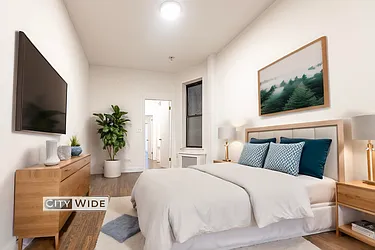 218 East 89th Street #2E in Yorkville, Manhattan | StreetEasy