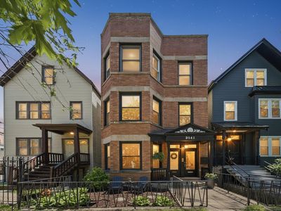3141 N Oakley Ave, Chicago, IL, 60618