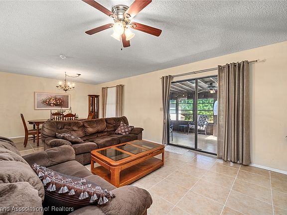 5th image of 4432 Sebring Ave