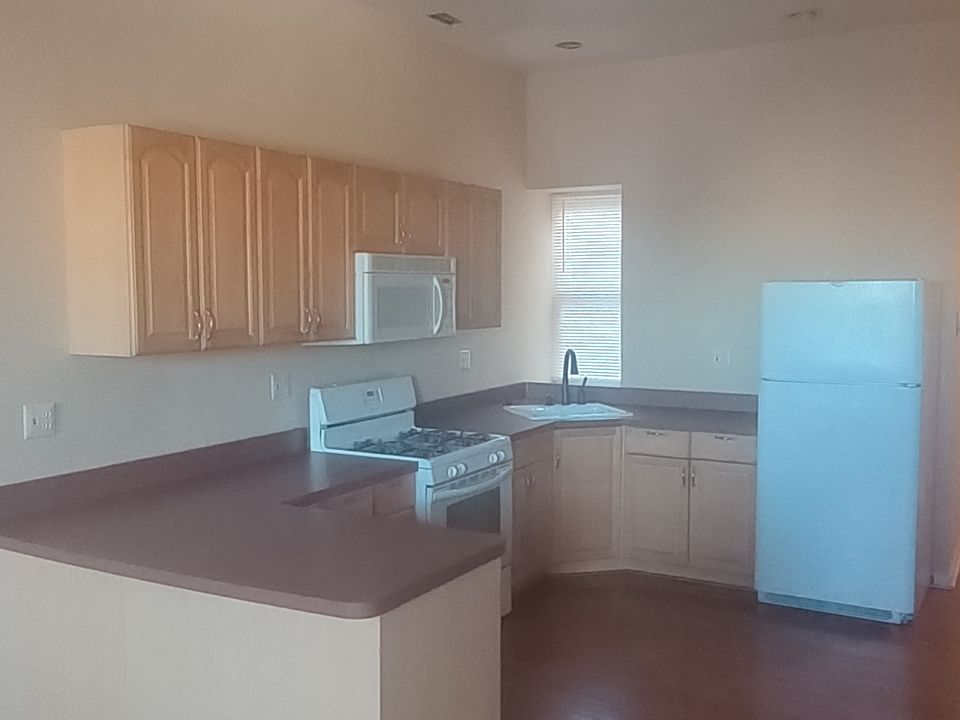 1st image of 2528 S 13th St #B