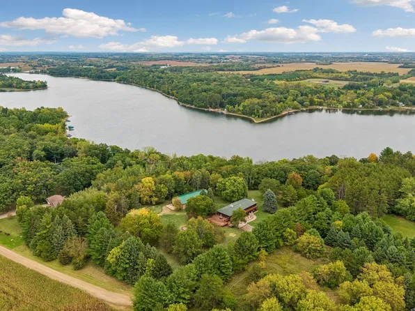 713 Terrier Ln #A, Somerset, WI 54025