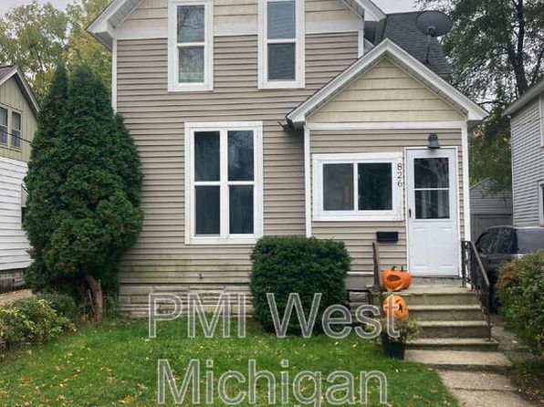 826 Arianna St NW #ARIANNA2